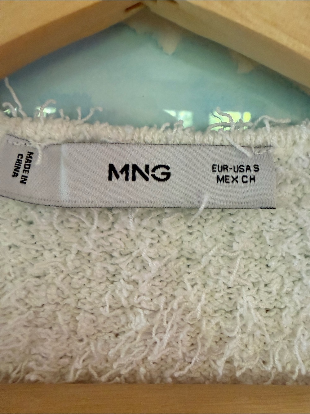 Mango fluffy short sleeve cardigan in white - Picture 4 of 6